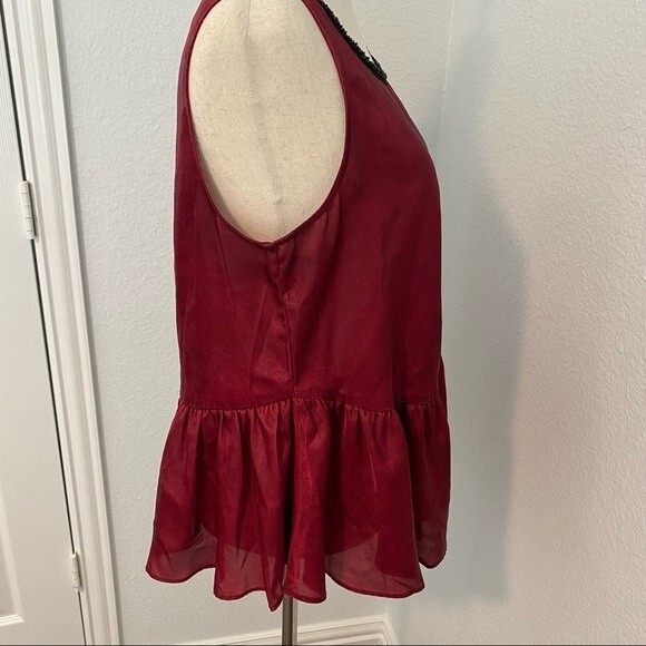 JUICY COUTURE beaded peplum burgundy key hole opening dressy woman top size M - Picture 7 of 12